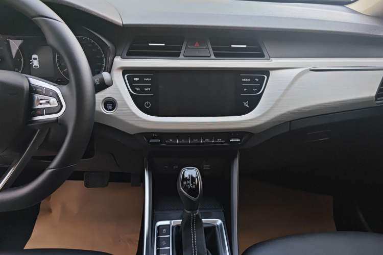 Used Geely Auto Vision X3 2020 1.5L CVT Luxury Model
