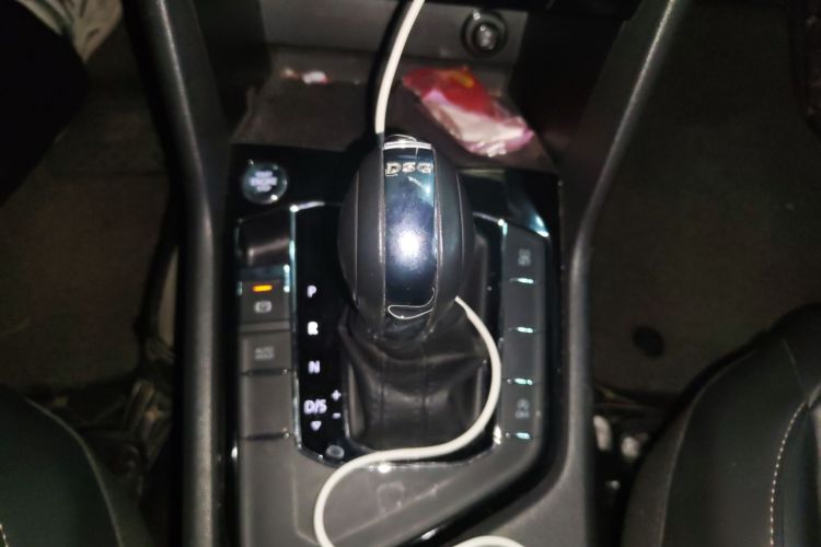 Used Volkswagen Tharu 2020 280TSI Two-Wheel Drive Comfort Edition China VI Standard
