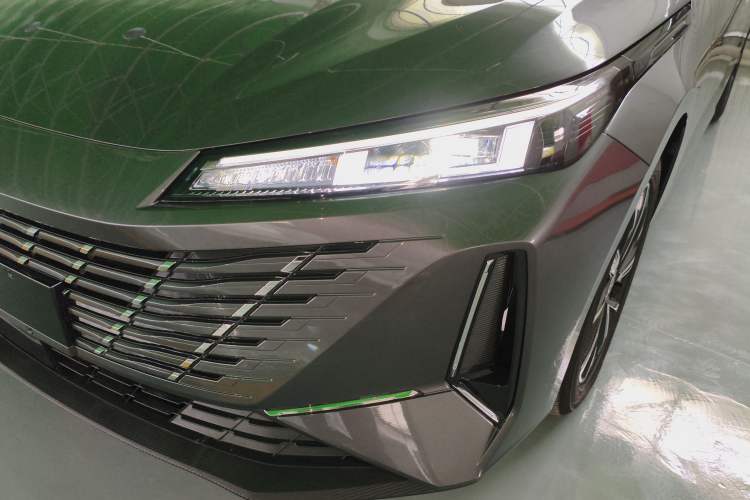 Used CHANGAN Eado 2025 Blue Whale 1.5T 500Bar Prestige Model