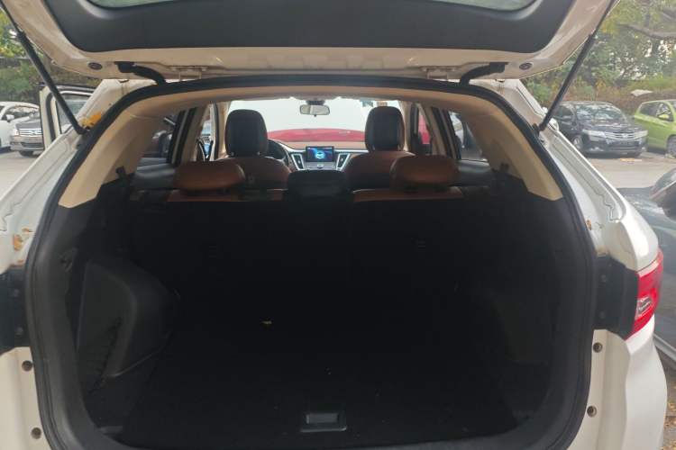 Used Soueast DX7 2015 1.5T Automatic Luxury Model