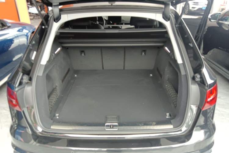 Used Audi A4 2021 Avant Avant-garde 40 TFSI Stylish and Elegant Model