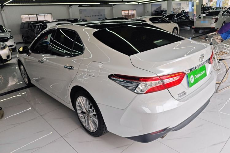 Used Toyota Camry 2018 2.5G Luxury Edition Rear Left 45 Deg