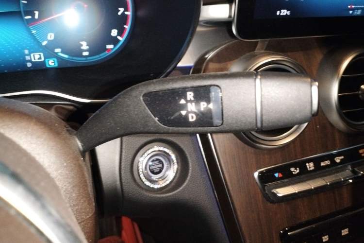Used Mercedes-Benz GLC 2021 GLC 300 L 4MATIC Dynamic Model Gear Lever