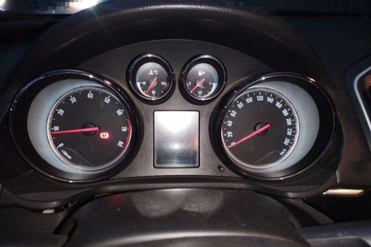 Used Buick Regal 2014 1.6T Fashionable Tech Edition
