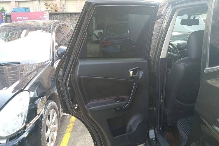 Used GAC Trumpchi GS5 2014 2.0L Automatic Two-Wheel Drive Deluxe Edition