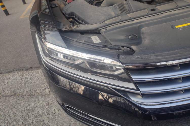 Used Volkswagen Phideon 2018 Revised Version 380TSI Two-Wheel Drive Business Edition