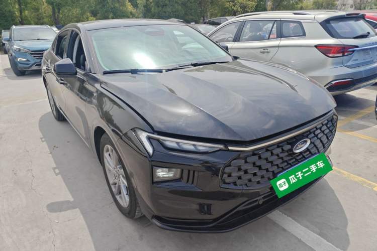 Used Ford Mondeo 2023 EcoBoost 180 Luxury Model Front Right 45 Deg