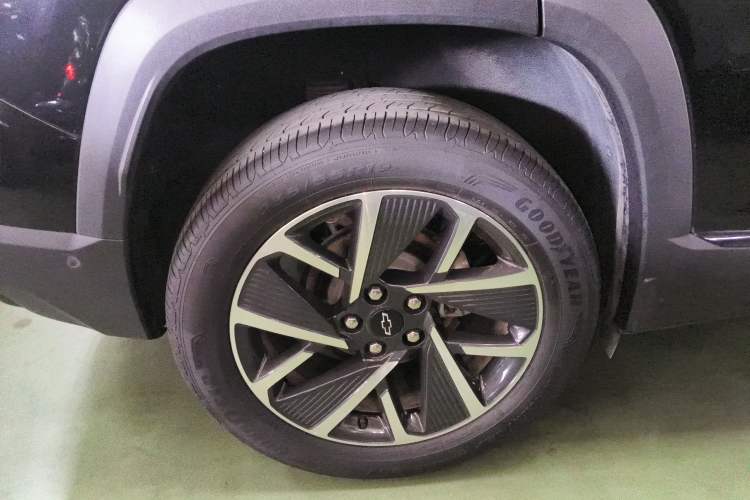 Used Chevrolet Equinox Plus 2024 102km RS Ultimate Edition
