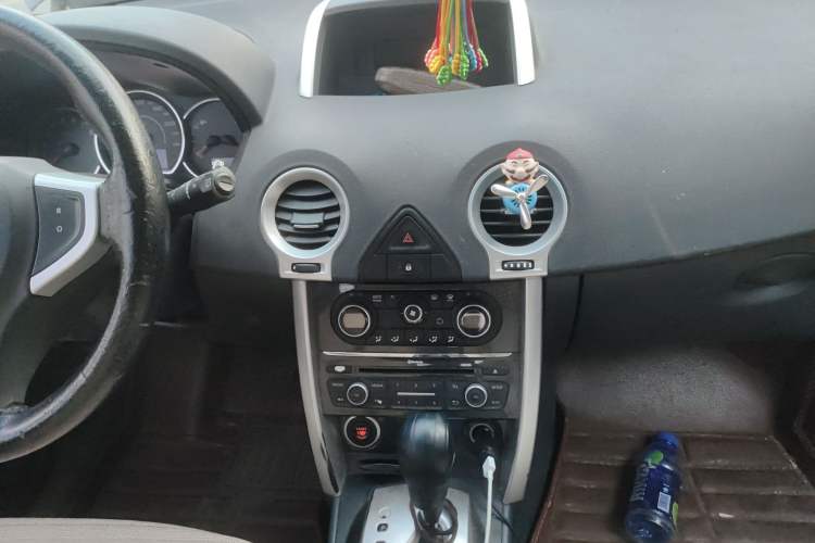 Used Renault Koleos 2014 2.0L Two-Wheel Drive Fashion Edition