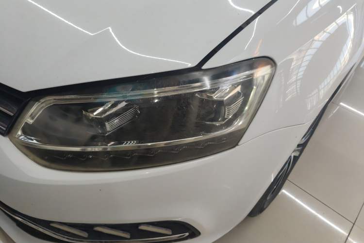 Used Volkswagen Polo 2016 1.4L Automatic Trendy Model Left Front Headlight