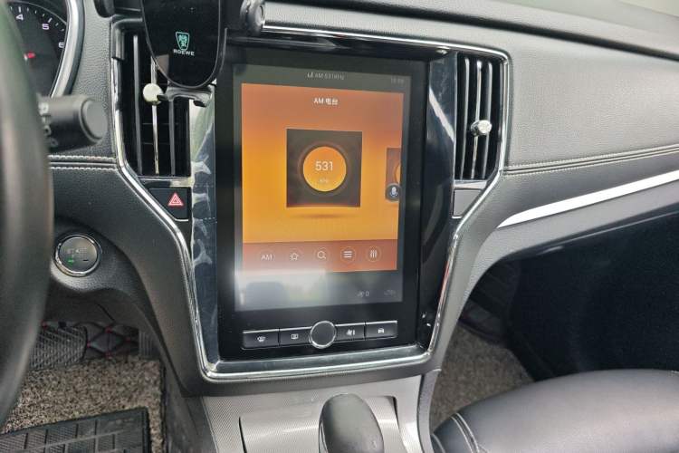 Used Roewe RX5 2019 20T Two-Wheel Drive Automatic 4G Connected Platinum Edition
