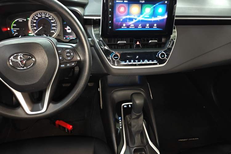 Used Toyota Levin 2019 Dual-Engine 1.8H E-CVT Luxury Edition China VI Standard
