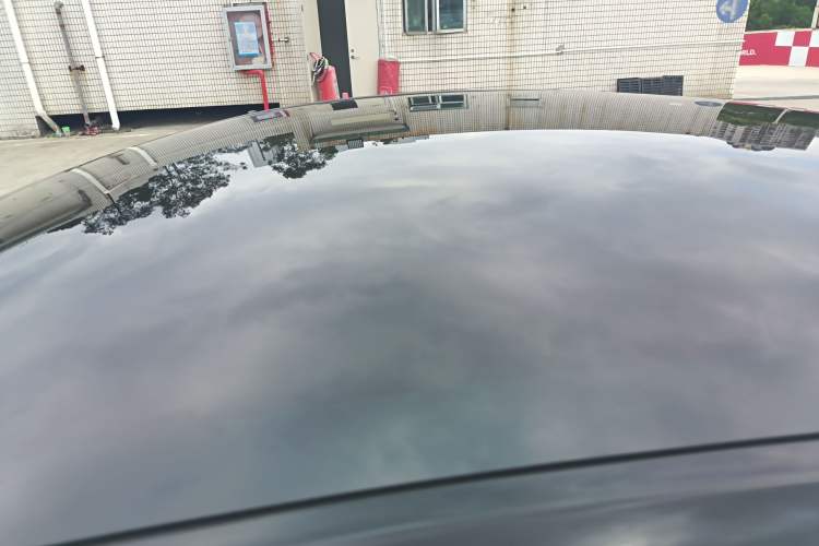 Used Tesla Model Y 2022 Long-Range All-Wheel-Drive Version