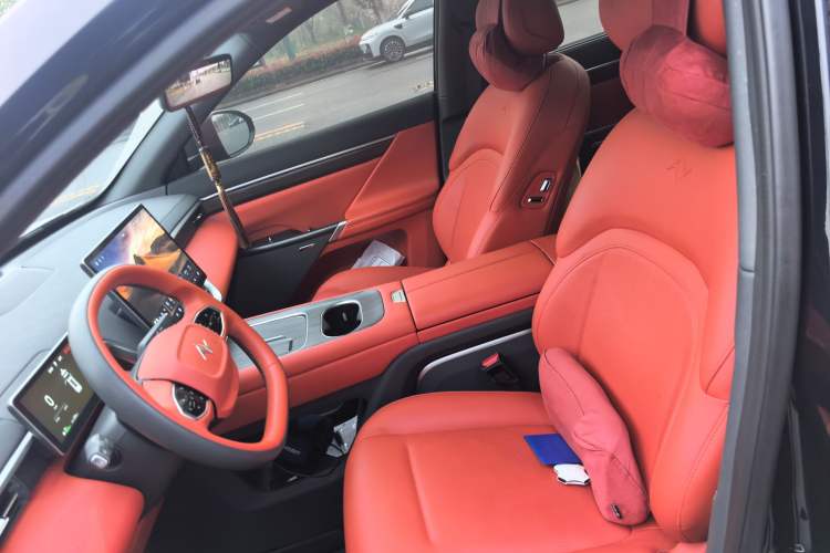 Used Dongfeng eπ eπ008 2024 636Max All-Electric Version 6 Seats
