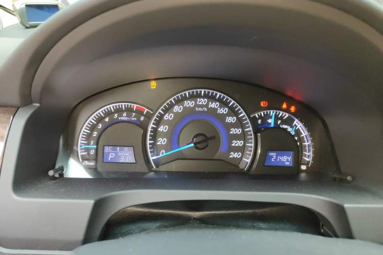 Used Toyota Camry 2016 2.0G 10th Anniversary Leading Edition