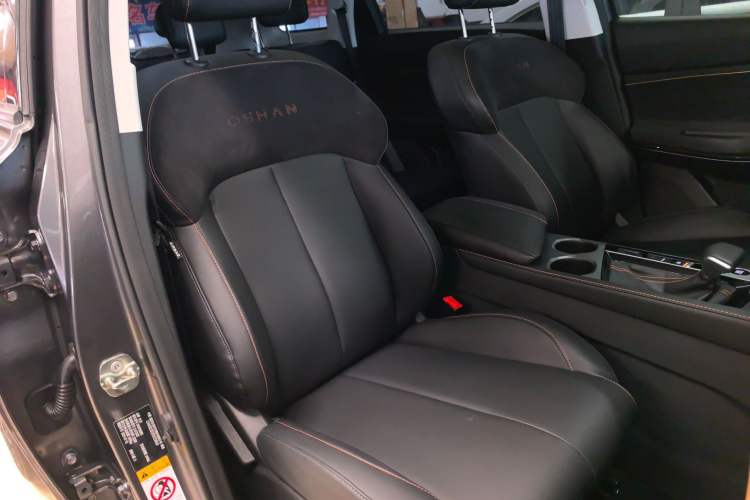 Used CHANGAN OSHAN X7 PLUS 2023 Enjoy Edition 1.5T Automatic Smart Version Right Front Seat