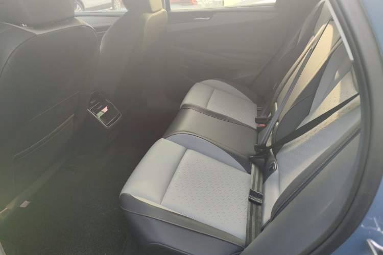 Used Volkswagen ID.7 VIZZION 2024 AIR model
