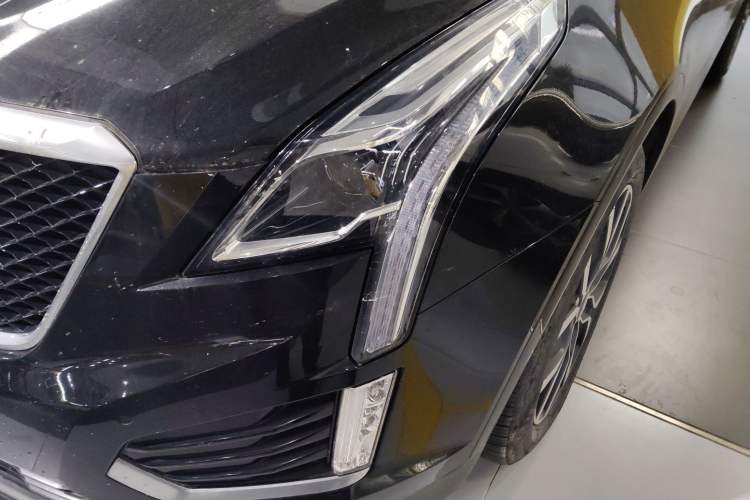 Used Cadillac XT5 2022 2.0T Four-Wheel Drive Luxury Version (Hummingbird Edition)
