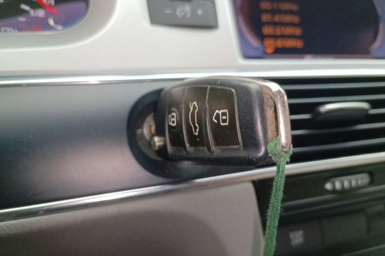 Used Audi A6L 2011 2.0 TFSI Automatic Standard Edition Vehicle Key
