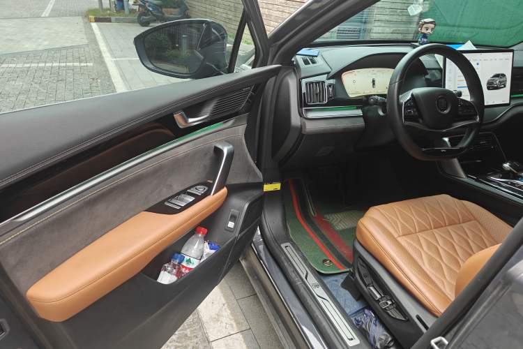 Used BYD Tang New Energy 2023 DM-i Champion Edition 112KM Prestige Model