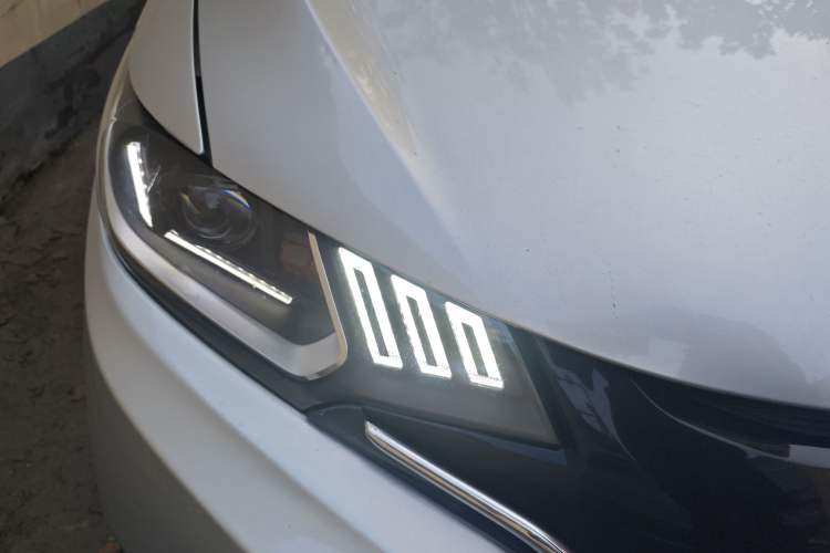 Used Honda Fit 2016 1.5L LXS CVT Comfort Sunroof Version
