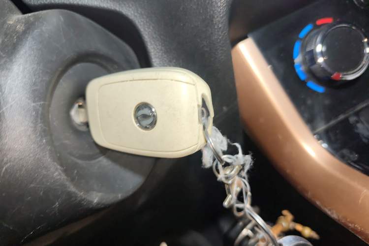 Used Dongfeng NAMMI BOX 2022 Chasing Wind Edition 331KM Advanced Model Vehicle Key