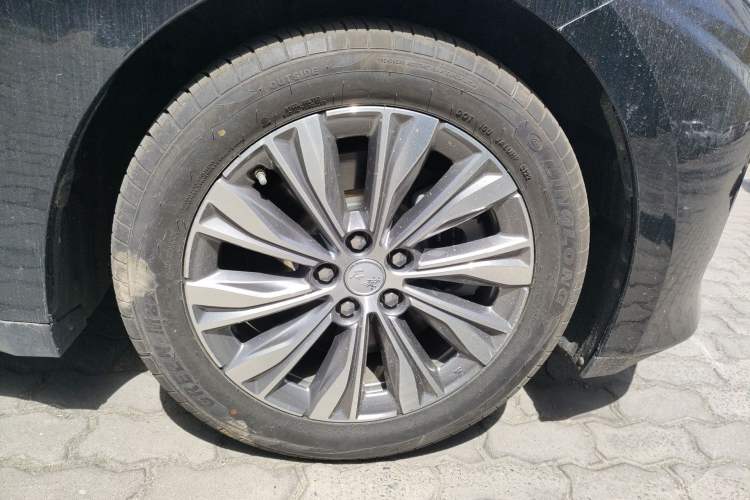 Used Hongqi E-QM5 2023 620km PLUS
