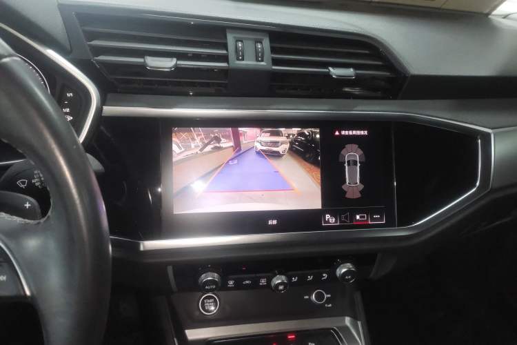 Used Audi Q3 2022 35 TFSI Fashion Dynamic Model