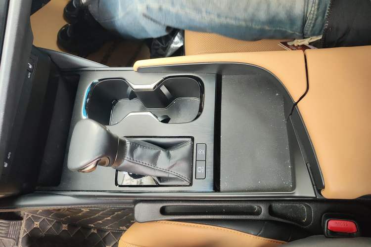 Used Lexus ES 2023 200 Excellence Edition