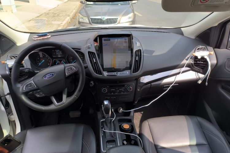 Used Ford Kuga 2019 EcoBoost 180 Two-Wheel-Drive Titanium Plus Model China V Standard