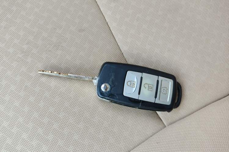 Used BAIC Weiwang M30 2015 1.5L Basic Version DAM15
