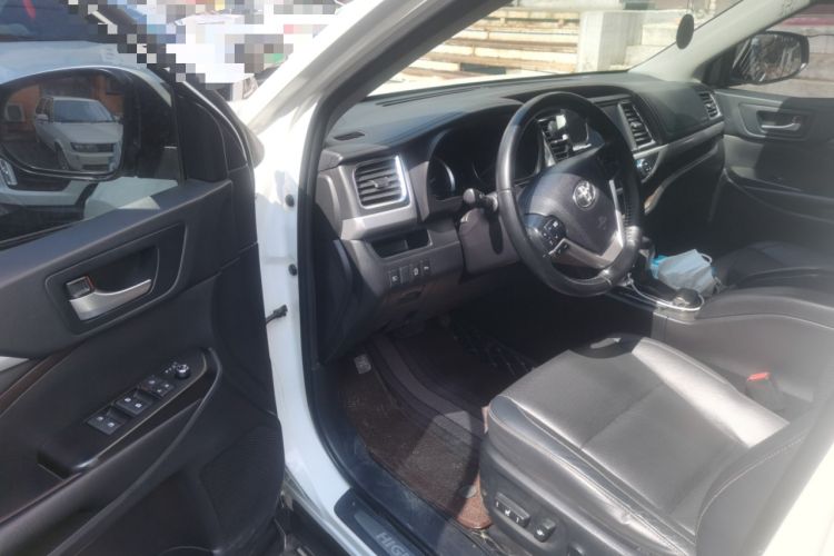 Used Toyota Highlander 2018 2.0T Four-Wheel Drive Luxury Edition 7 Seats China V Emission Standard
