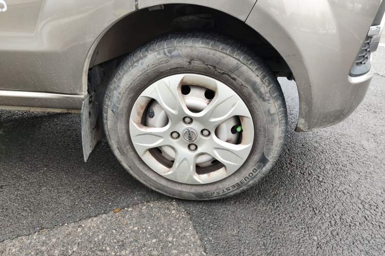 Used Jinbei Hiace X30  Right Front Wheel Hub