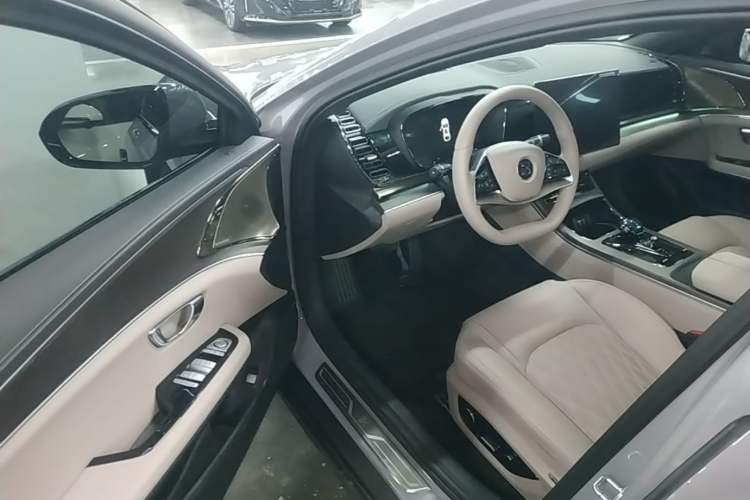 Used BYD Han 2025 DM-i 125KM LiDAR-Powered Intelligent Driving Model
