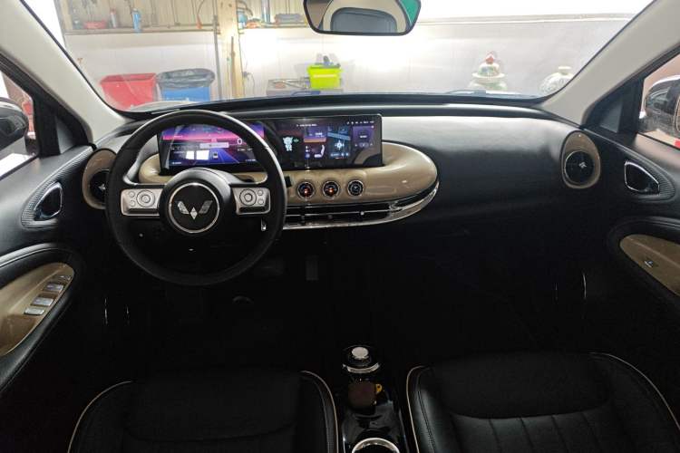 Used Wuling Bingo 2023 333 km Lingxi Connected Version
