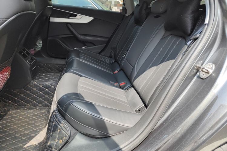 Used Audi A4L 2022 40 TFSI Luxury Dynamic Model