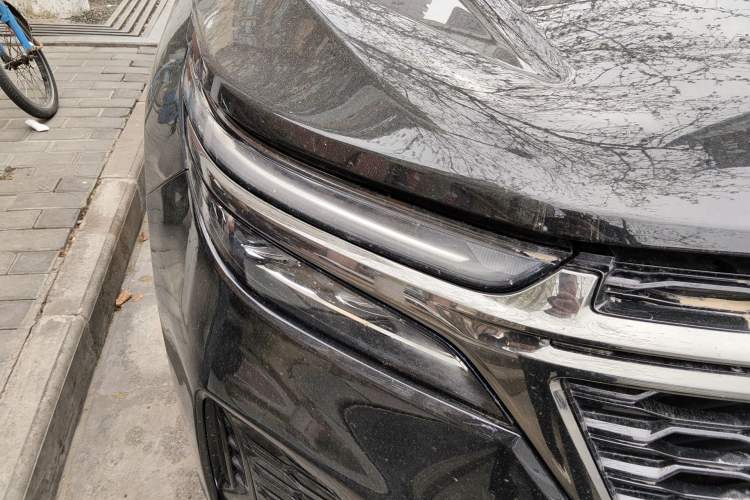 Used Chevrolet Equinox 2022 Mild Hybrid 550T RS Four-Wheel Drive Intelligent Guardian Edition Right Front Headlight