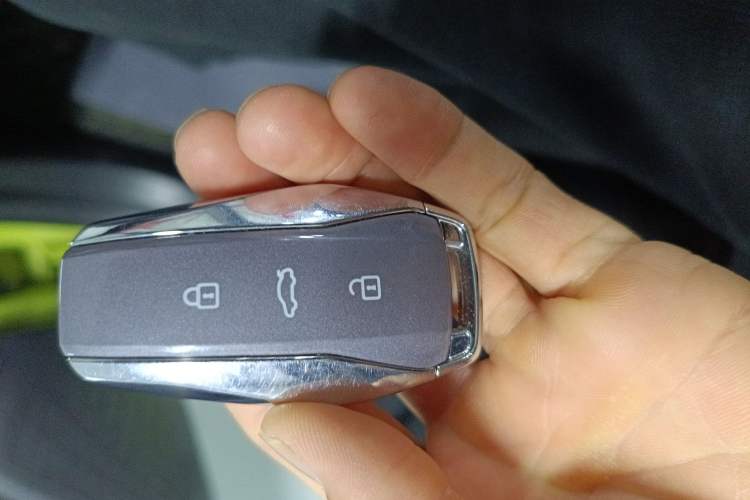 Used JAC Yiwei E10X 2024 Charming Edition 301km Air
