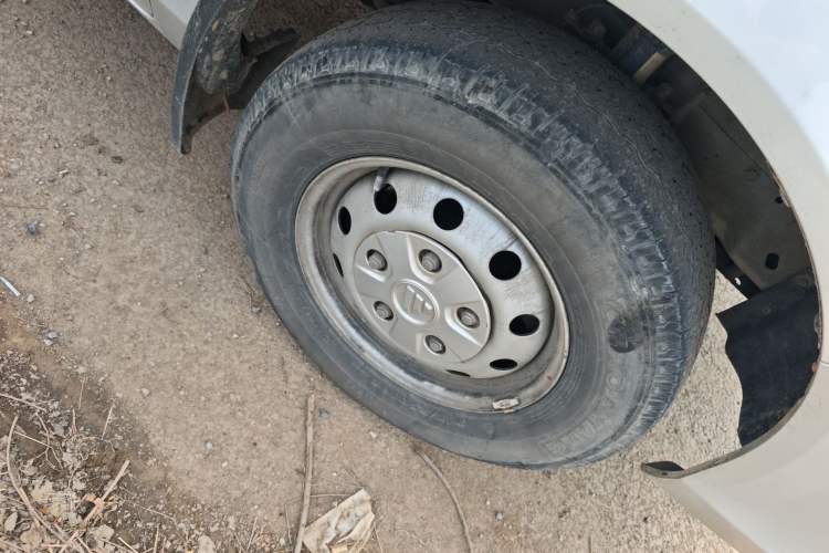 Used Foton Toano 2021 2.0T Manual Tongtu Long Wheelbase Mid-Height 5/6/7-Seater 4F20TC3