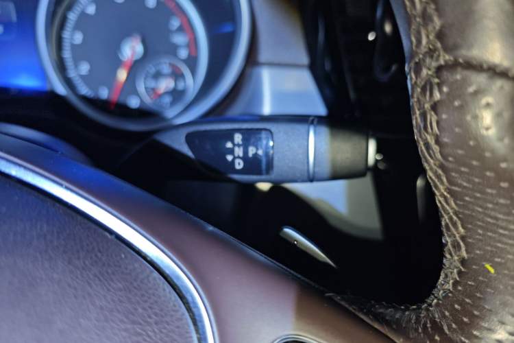 Used Mercedes-Benz GLE-Class 2015 GLE 400 4MATIC Gear Lever