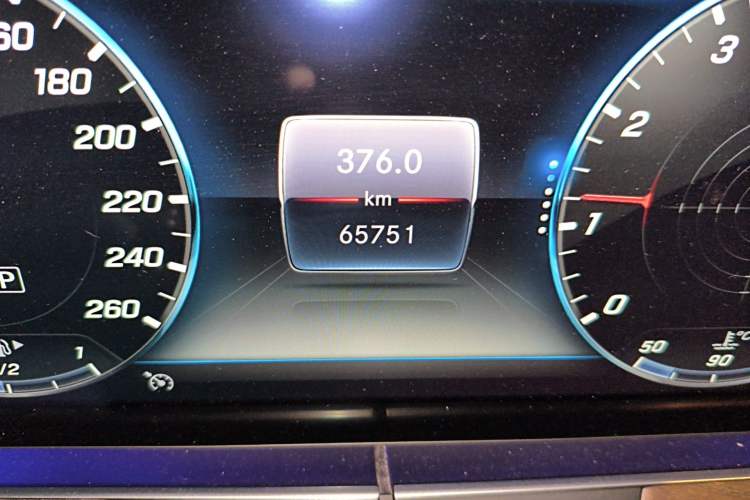 Used Mercedes-Benz E-Class 2020 Facelift E 260 L Odometer Close Up