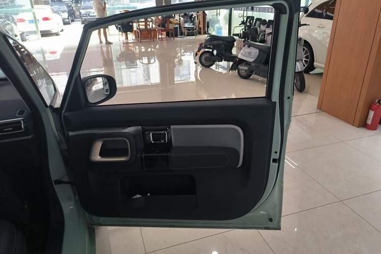 Used Baojun KiWi EV 2023 Smart Luxury Edition Ternary Lithium