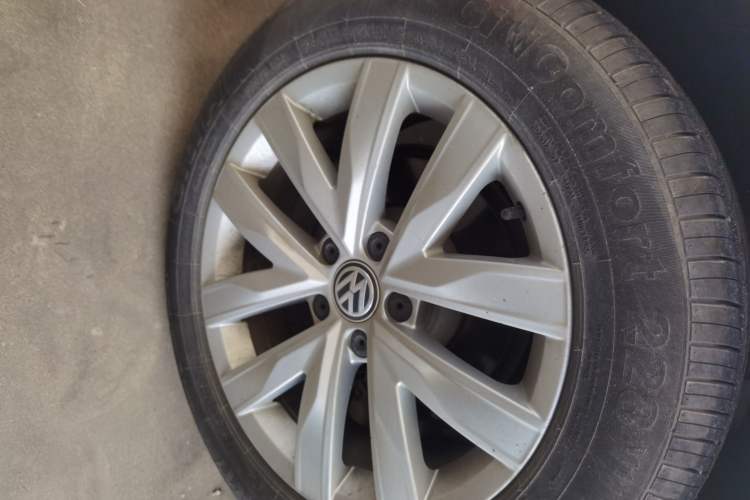 Used Volkswagen FAW-Volkswagen CC 2019 330TSI Huayan Edition China V Standard Right Rear Wheel Hub