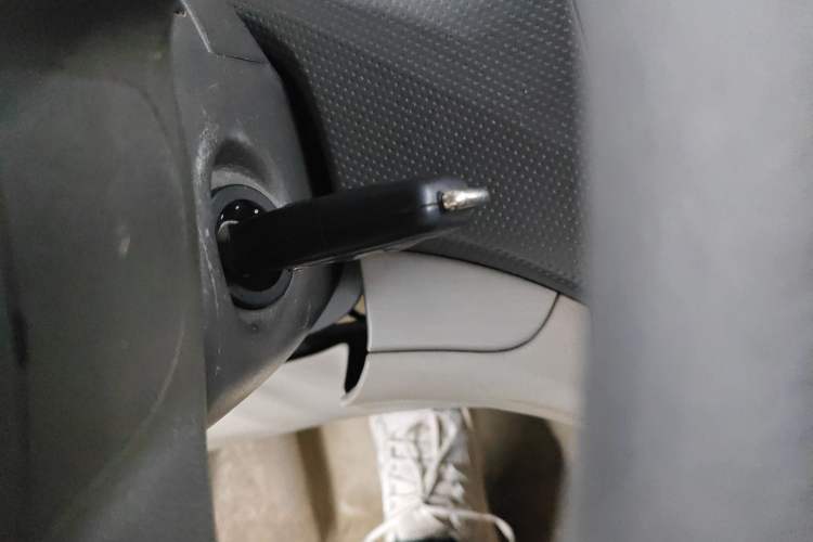 Used Chevrolet Lova 2010 1.4 AT Fashion Edition