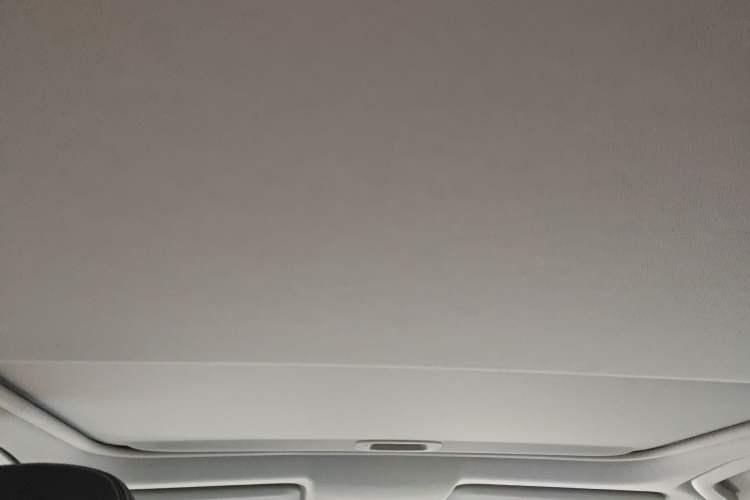 Used Toyota RAV4 2016 2.0L CVT Two-Wheel Drive Smart Edition China V Standard Headliner