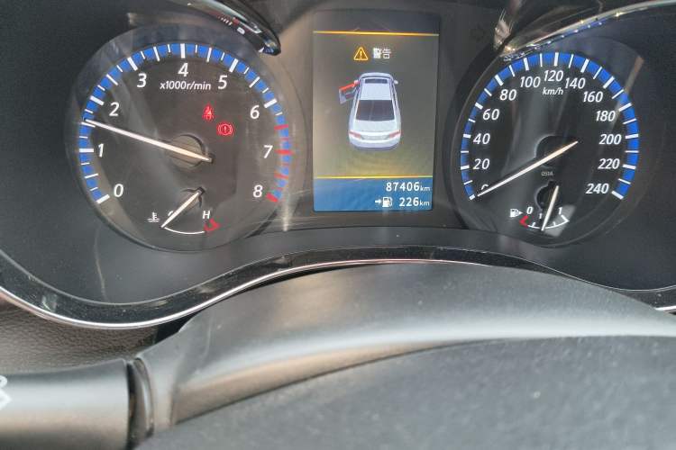 Used Venucia D60 2018 1.6L Manual Smart Connect Elite Edition
