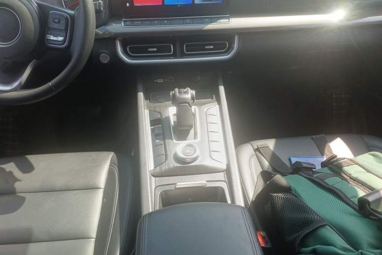 Used Great Wall Poer 2023 2.0T Commercial Version Automatic Diesel Two-Wheel Drive Elite Trim with Long Bed – GW4D20M
