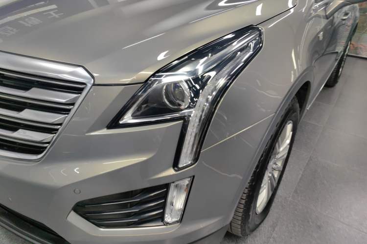 Used Cadillac XT5 2018 25T Luxury Model
