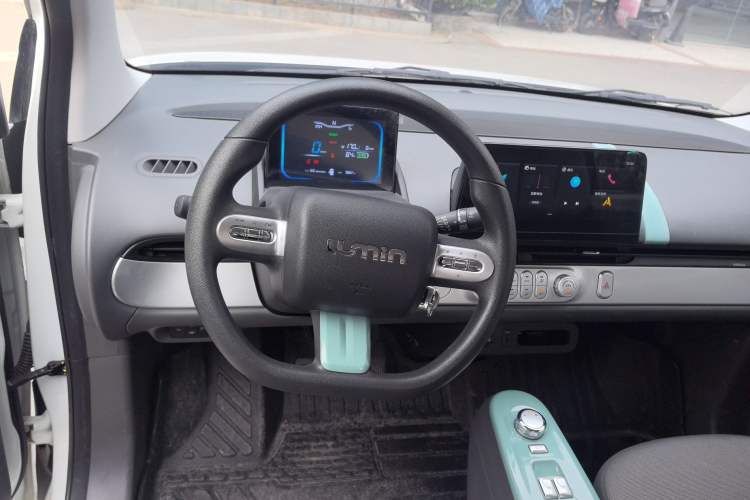Used CHANGAN NEVO Lumin 2023 205km Xiangqin Version
