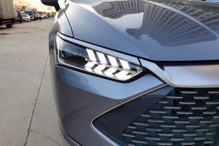 Used BYD Qin PLUS 2024 HONOR Edition DM-i 120KM Leading Model
